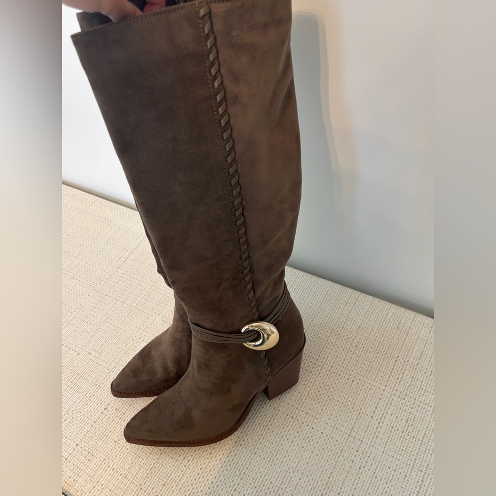 Universal Thread Rio Whip Stitch Tall Western Boots with Memory Foam Insole - Picture 2 of 7